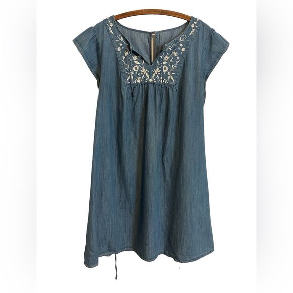 Chambray Embroidered Dress Size XL - Picture 1 of 6